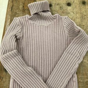Mauve turtleneck sweater